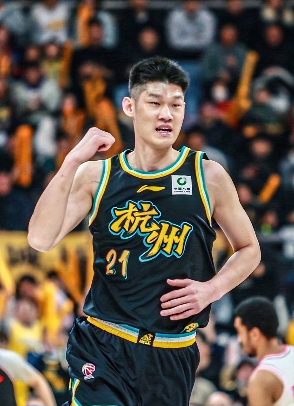 吉林男篮内线力量压倒性，成功取得胜利